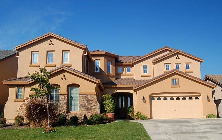 street view of a beautiful large home in tarzana california